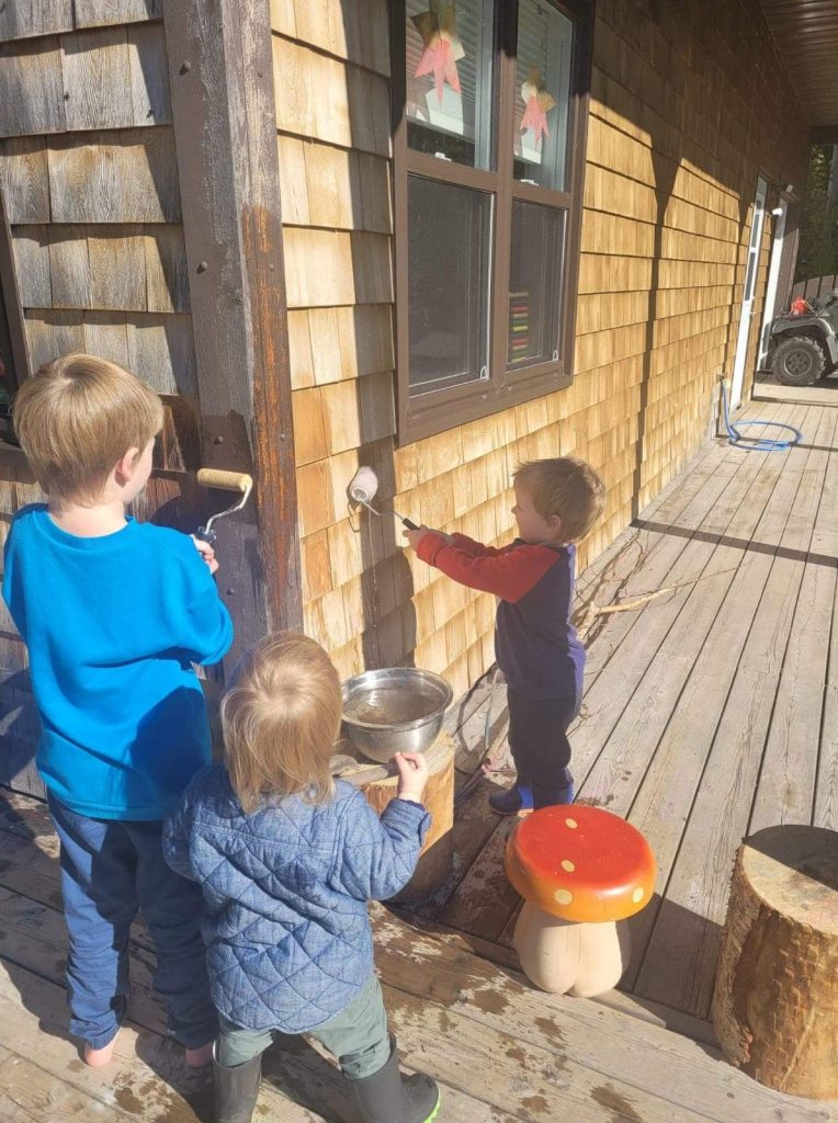 Little Helpers Staining House FHCC